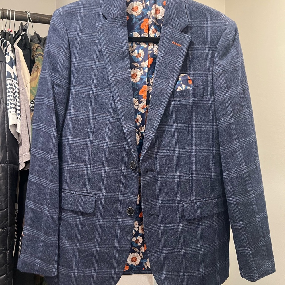 Men's Blue Checkered Blazer/Sportcoat size 36R